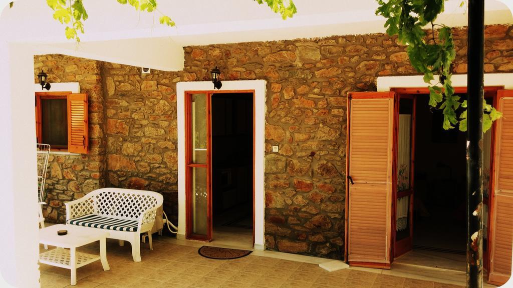 Dafni Apartments Kastrí Dış mekan fotoğraf